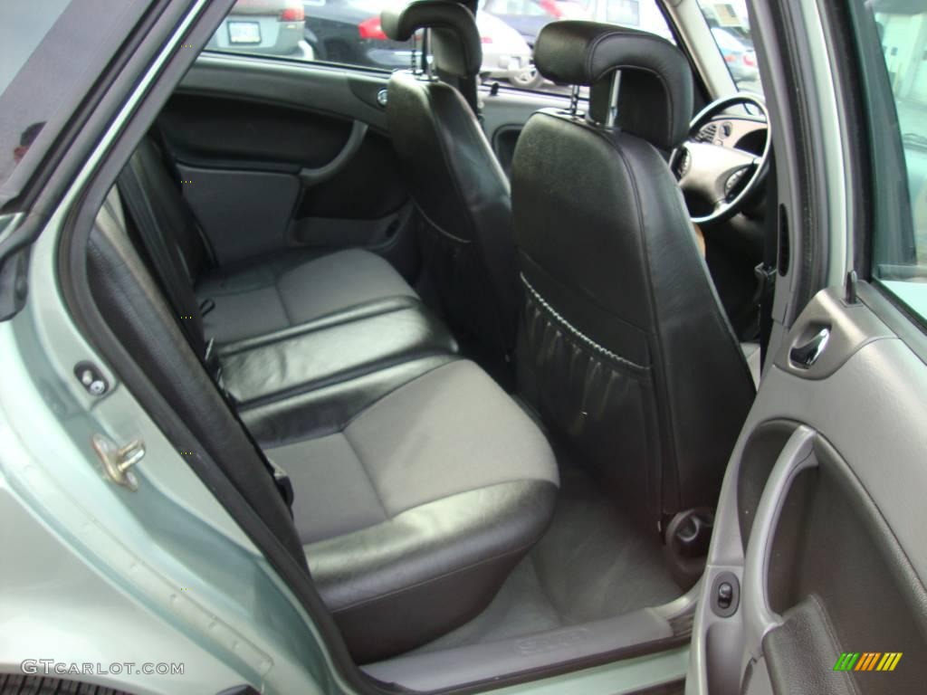 2002 9-3 SE Sedan - Sun Green Metallic / Charcoal Gray photo #18