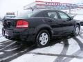 Brilliant Black Crystal Pearl - Avenger SE Photo No. 5