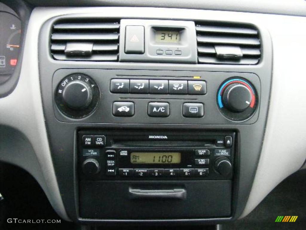 2002 Accord LX Sedan - Satin Silver Metallic / Quartz Gray photo #19