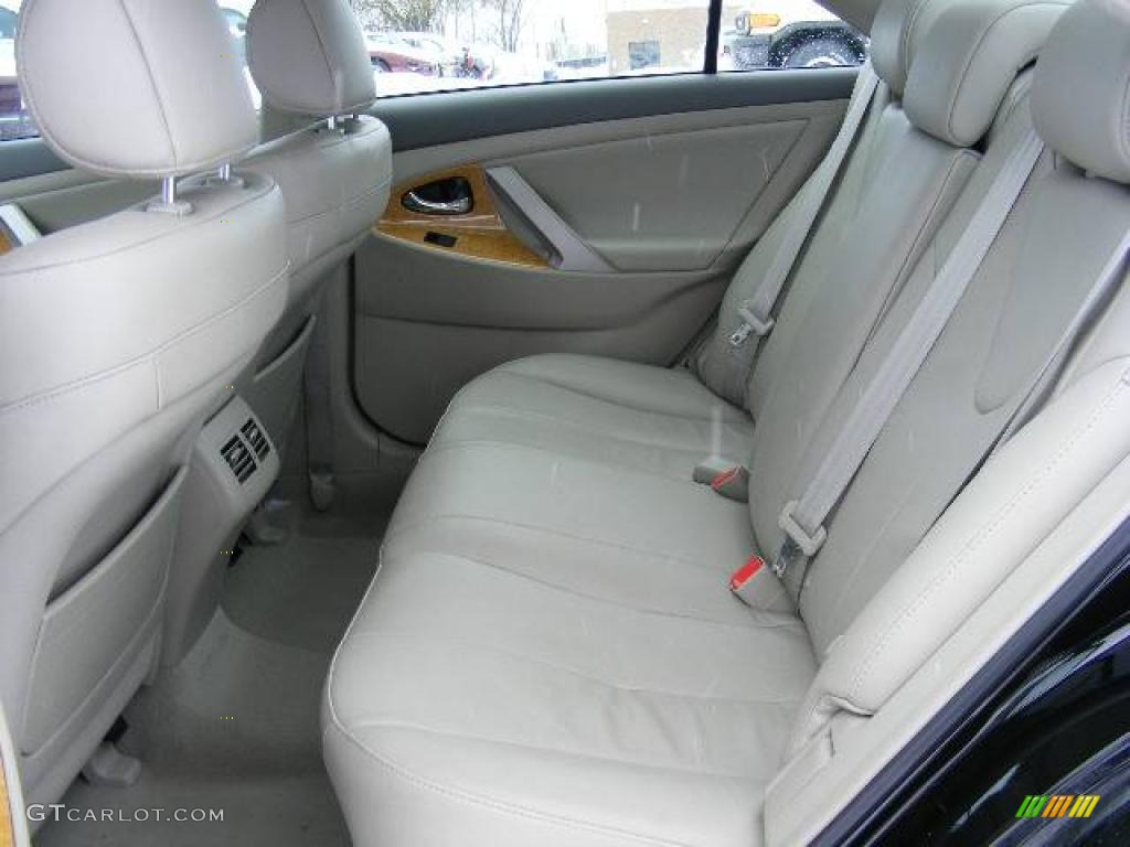 2007 Camry XLE V6 - Black / Bisque photo #11