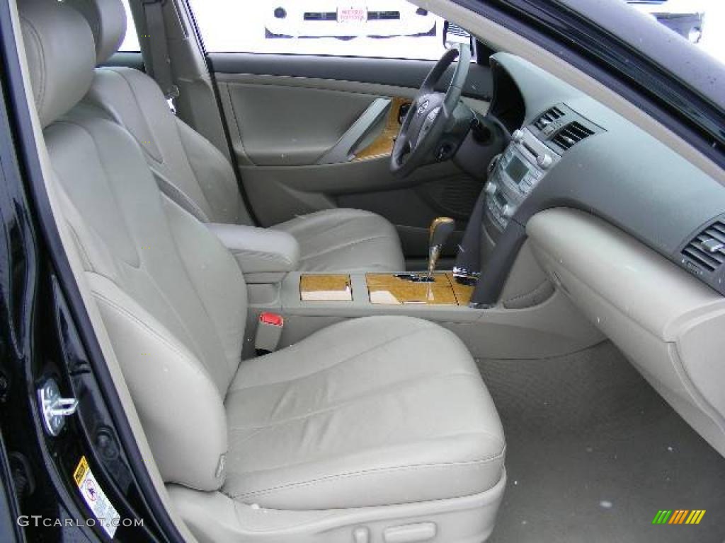 2007 Camry XLE V6 - Black / Bisque photo #13