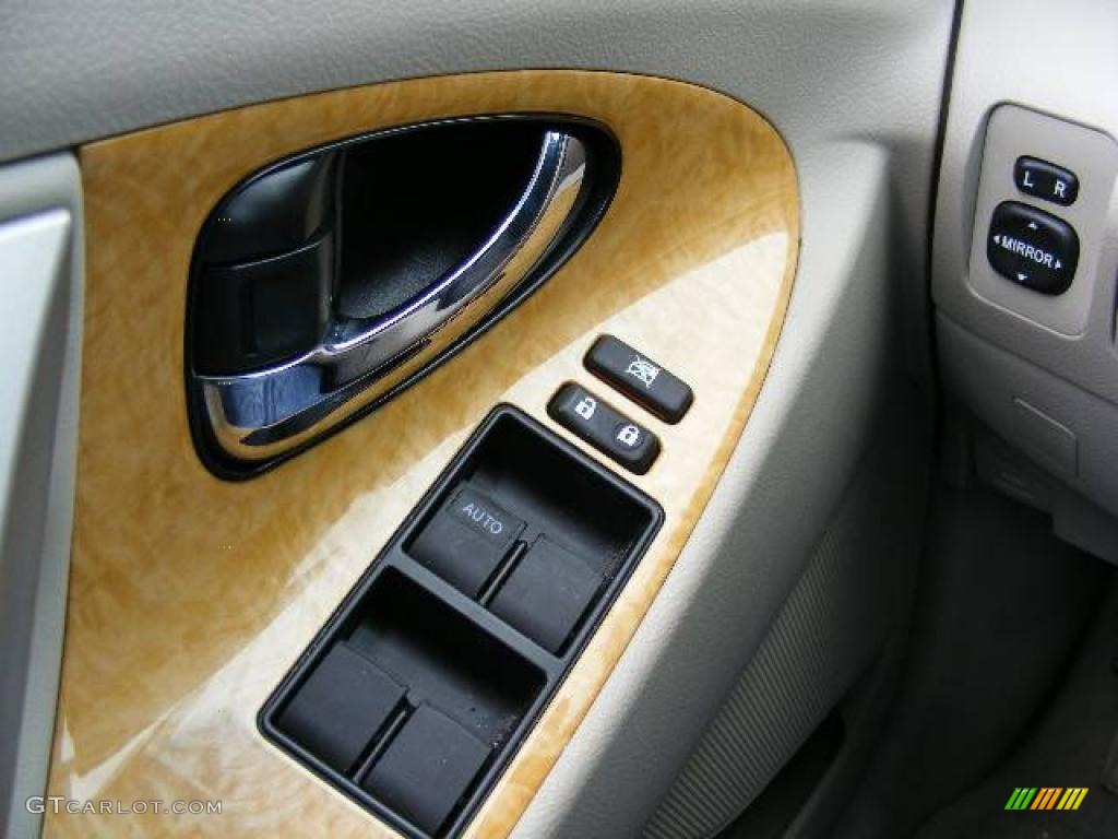 2007 Camry XLE V6 - Black / Bisque photo #22