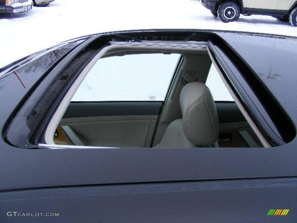 2007 Camry XLE V6 - Black / Bisque photo #24