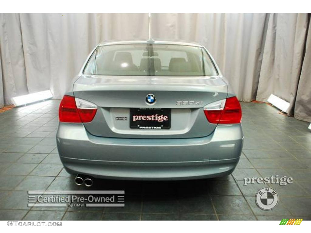 2006 3 Series 330xi Sedan - Titanium Silver Metallic / Black photo #2