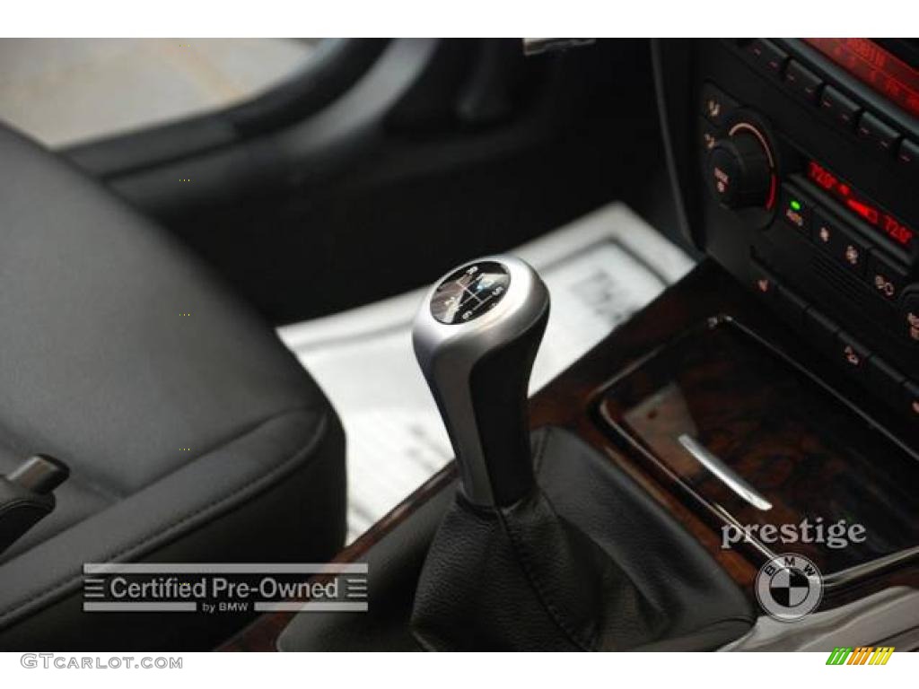 2006 3 Series 330xi Sedan - Titanium Silver Metallic / Black photo #16