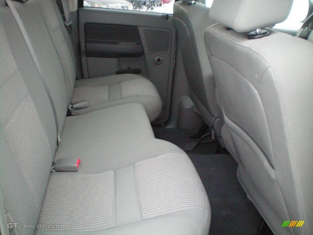 2007 Ram 1500 ST Quad Cab 4x4 - Brilliant Black Crystal Pearl / Medium Slate Gray photo #20