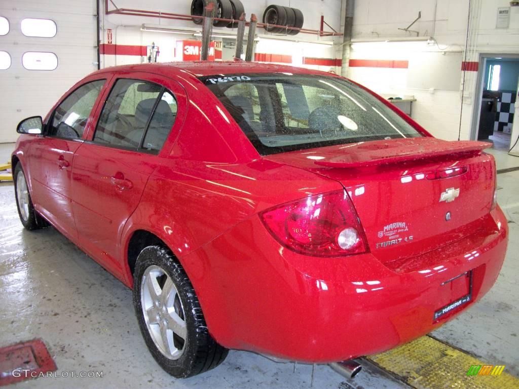 2005 Cobalt LS Sedan - Victory Red / Neutral Beige photo #3