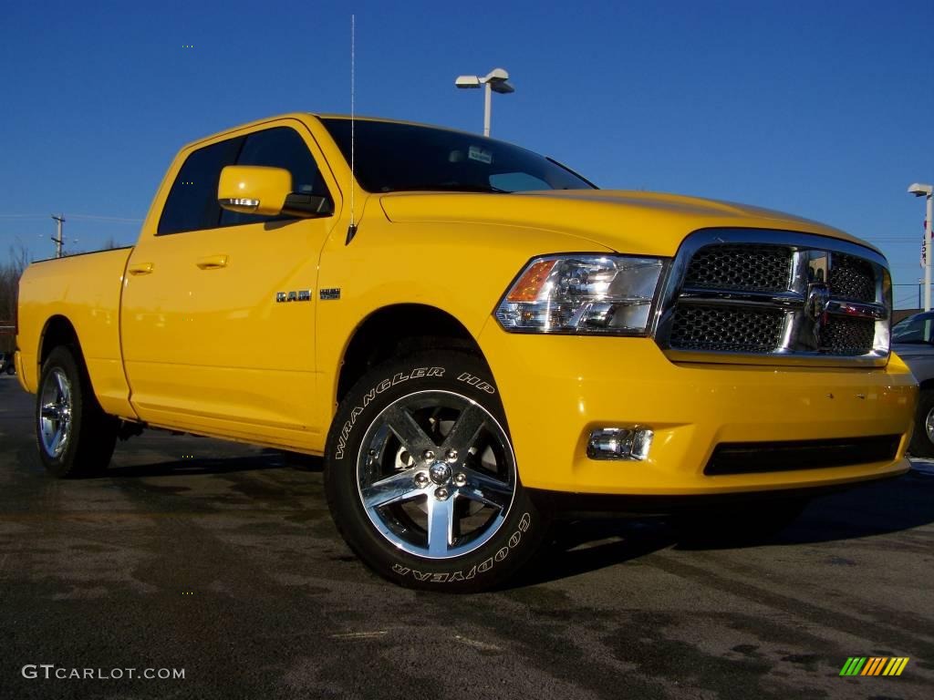 2009 Ram 1500 Sport Quad Cab 4x4 - Detonator Yellow / Dark Slate/Medium Graystone photo #1