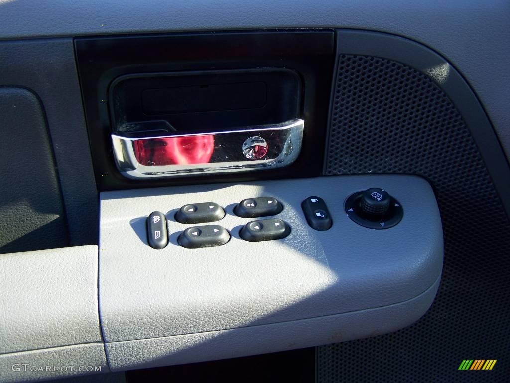 2006 F150 XLT SuperCab 4x4 - True Blue Metallic / Medium/Dark Flint photo #10