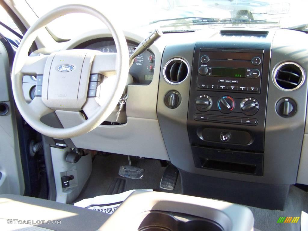 2006 F150 XLT SuperCab 4x4 - True Blue Metallic / Medium/Dark Flint photo #14