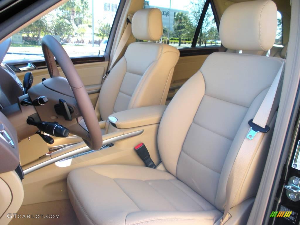 2010 ML 350 - Black / Cashmere photo #12