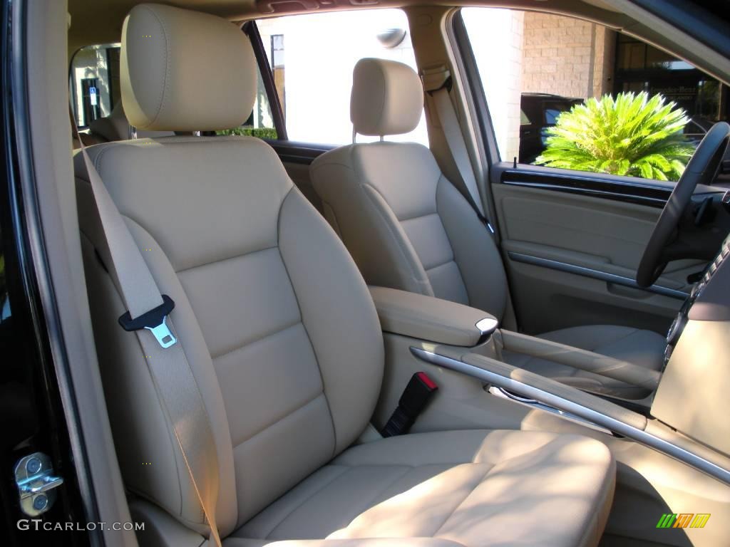 2010 ML 350 - Black / Cashmere photo #16