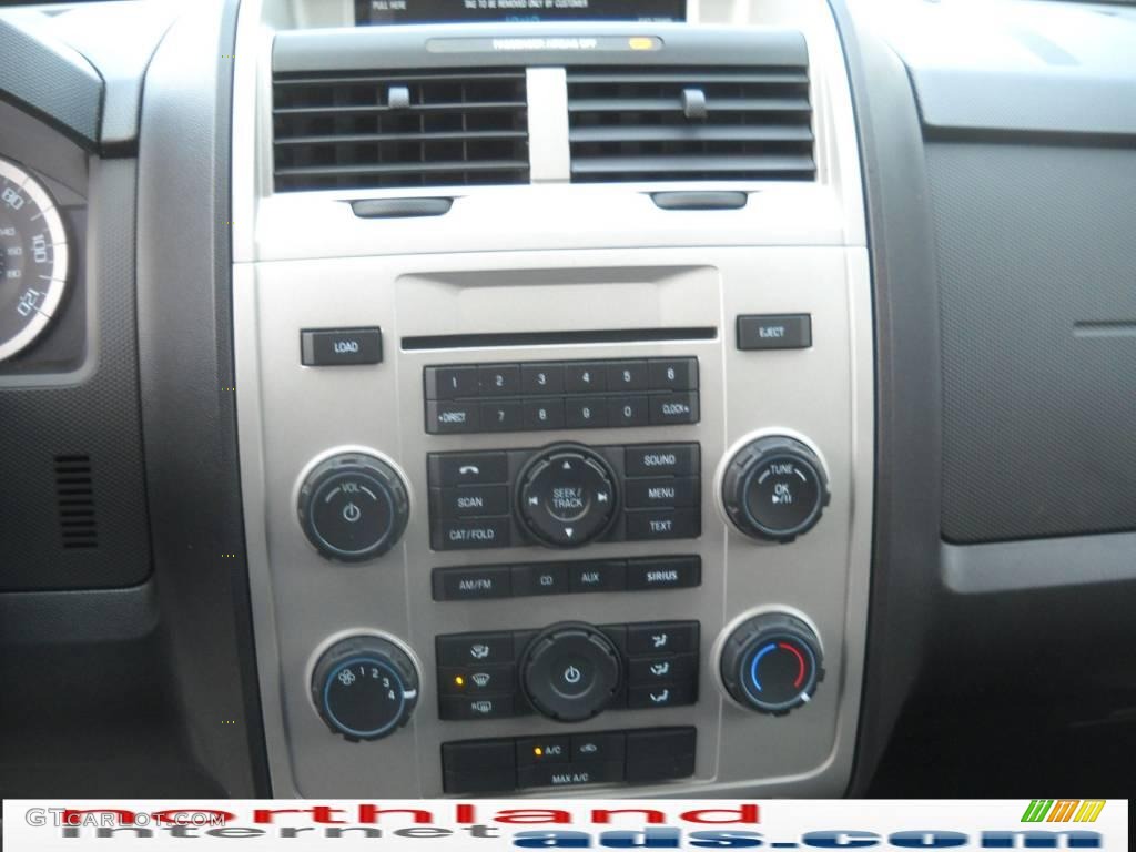 2010 Escape XLT V6 4WD - Steel Blue Metallic / Stone photo #17