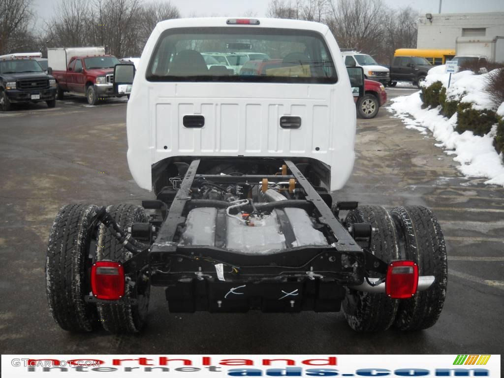 2010 F350 Super Duty XL Regular Cab 4x4 Chassis - Oxford White / Medium Stone photo #9