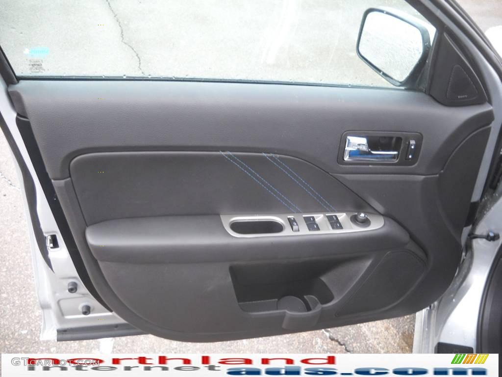2010 Fusion Sport AWD - Brilliant Silver Metallic / Charcoal Black/Sport Blue photo #9
