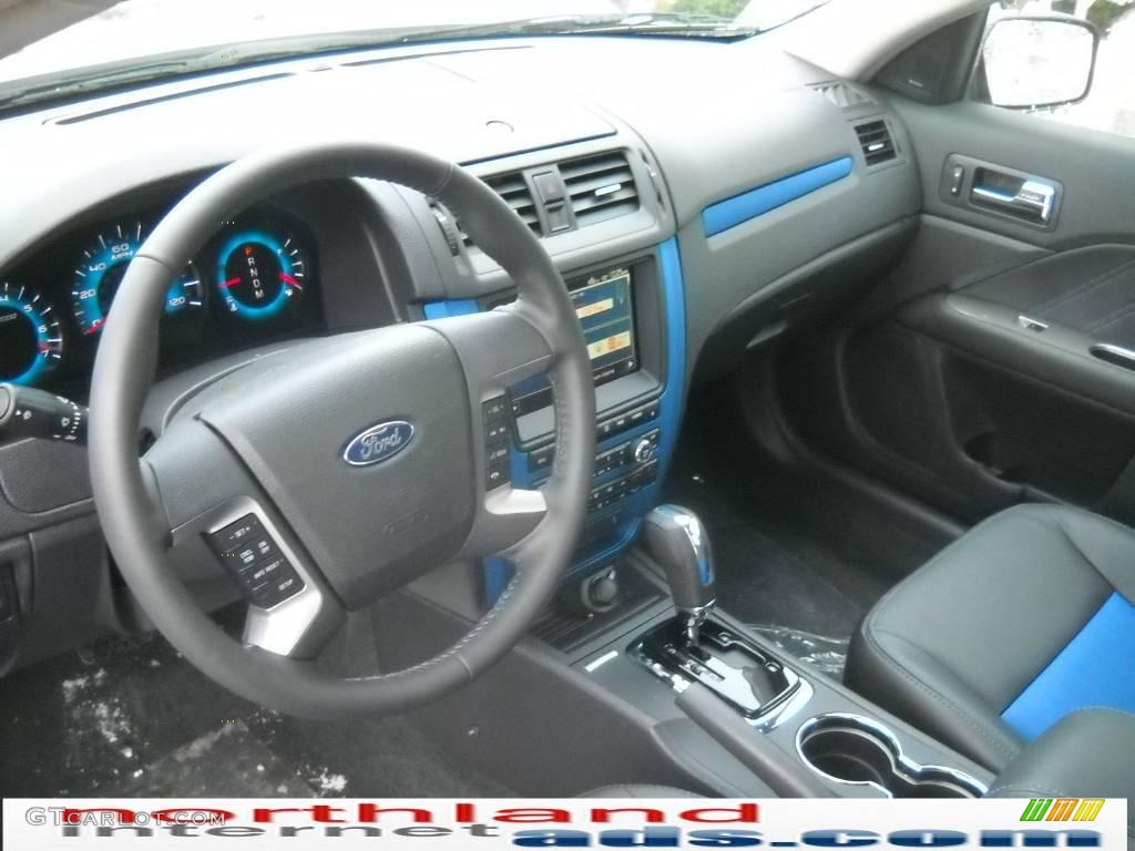 2010 Fusion Sport AWD - Brilliant Silver Metallic / Charcoal Black/Sport Blue photo #10