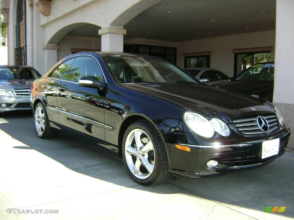 Black Mercedes-Benz CLK