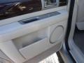 Cashmere Tri-Coat - Navigator Luxury 4x4 Photo No. 32