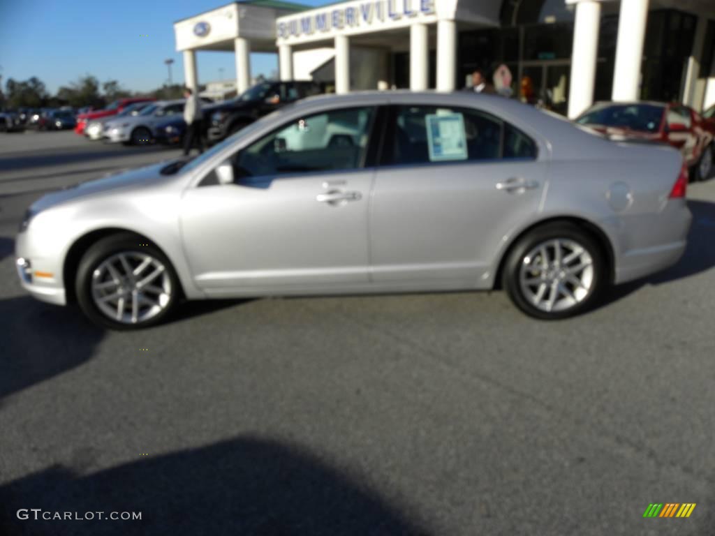 2010 Fusion SEL V6 - Brilliant Silver Metallic / Charcoal Black photo #2