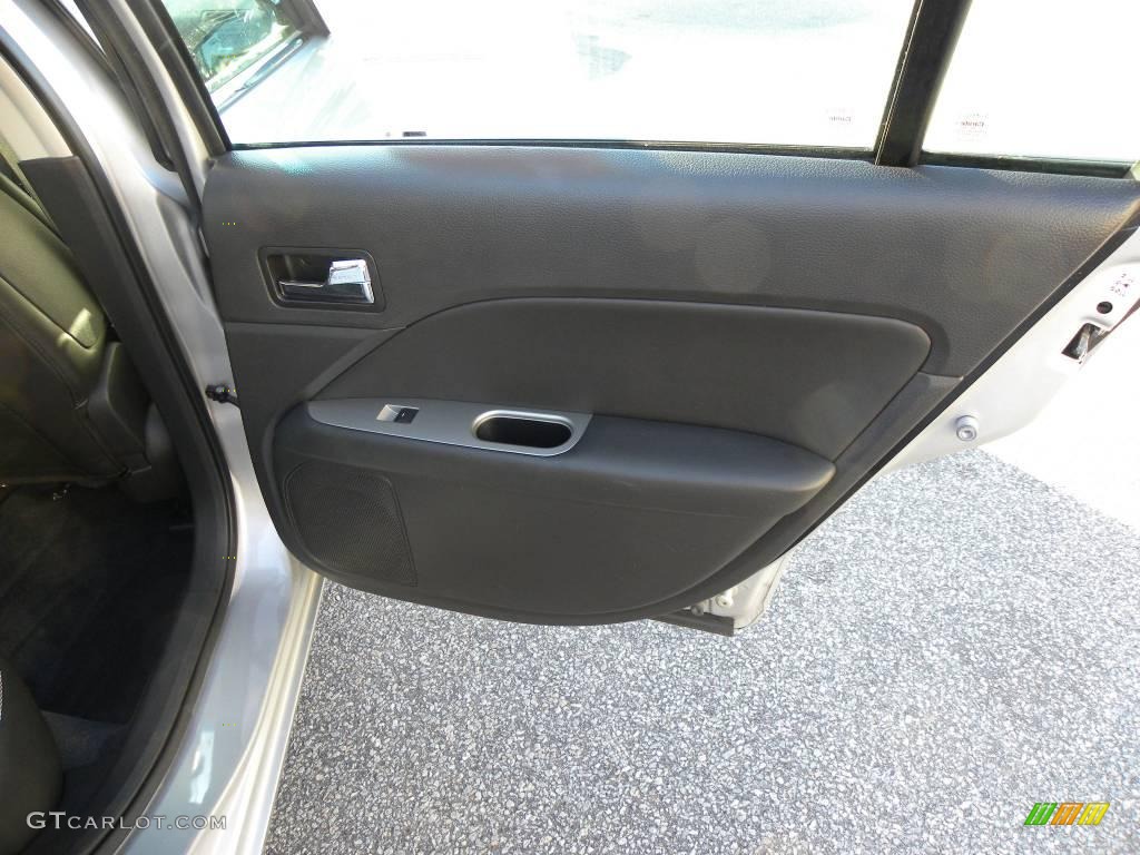 2010 Fusion SEL V6 - Brilliant Silver Metallic / Charcoal Black photo #12