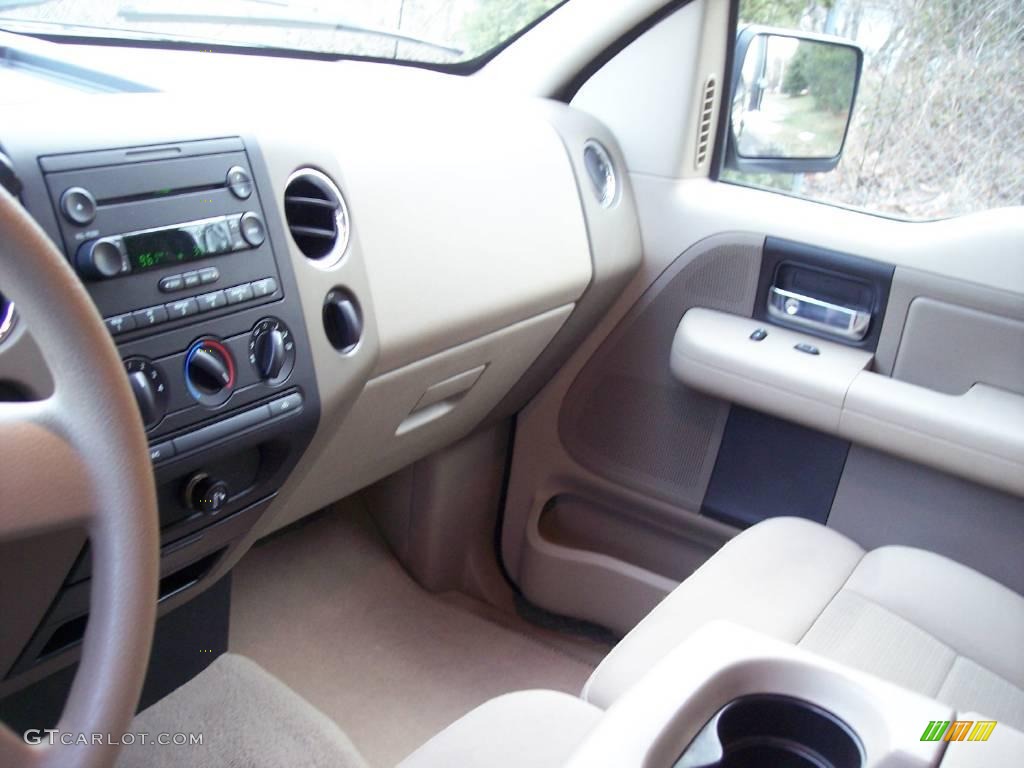 2006 F150 XLT SuperCrew - Black / Tan photo #29