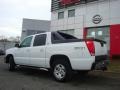 2006 Summit White Chevrolet Avalanche Z71 4x4  photo #6