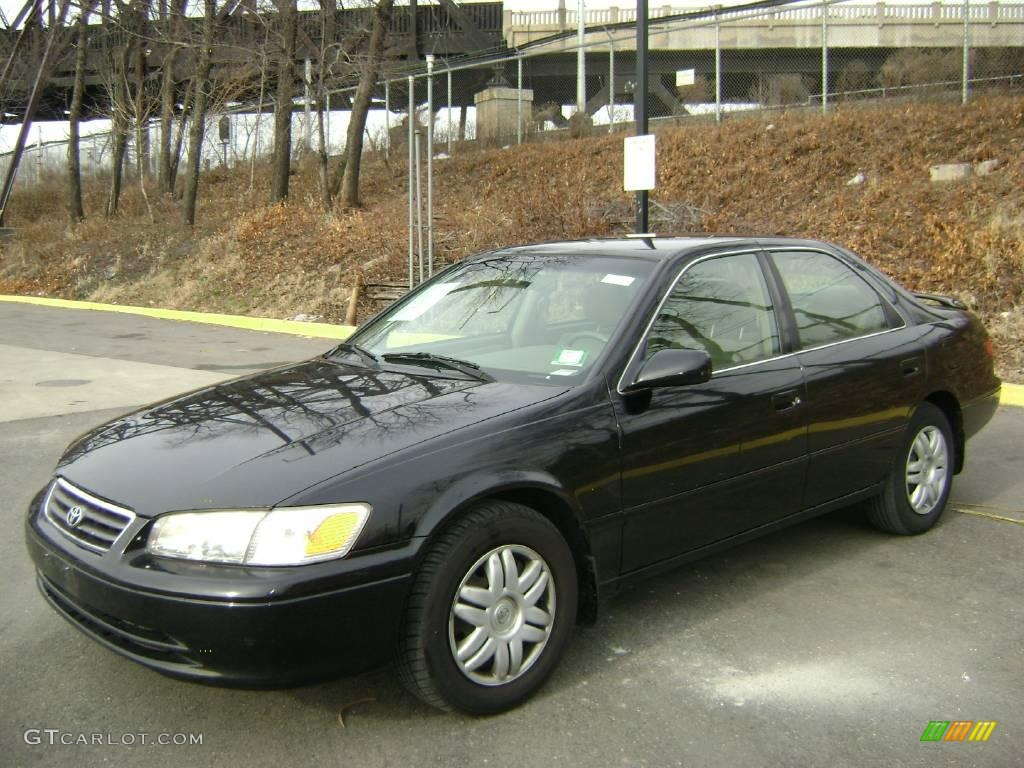 2001 Camry LE - Black / Oak photo #2