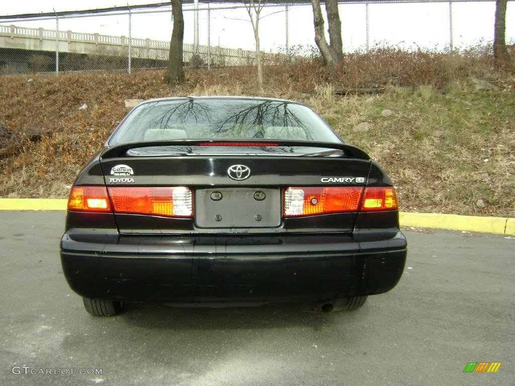 2001 Camry LE - Black / Oak photo #6
