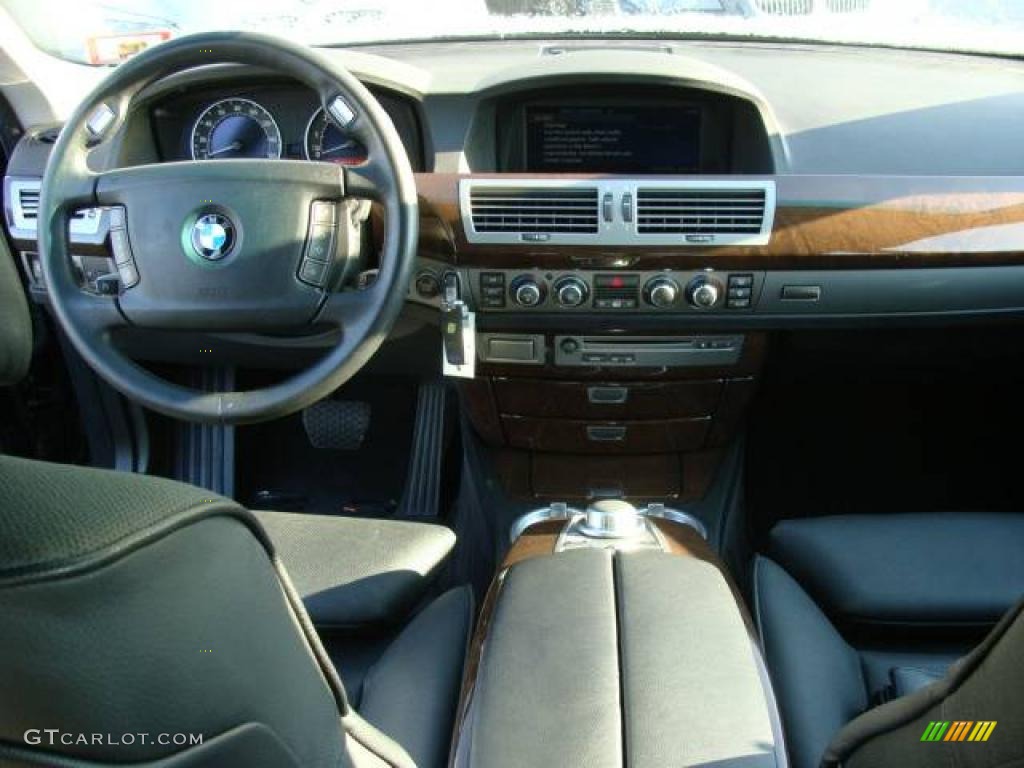 2006 7 Series 750i Sedan - Black Sapphire Metallic / Black/Black photo #12