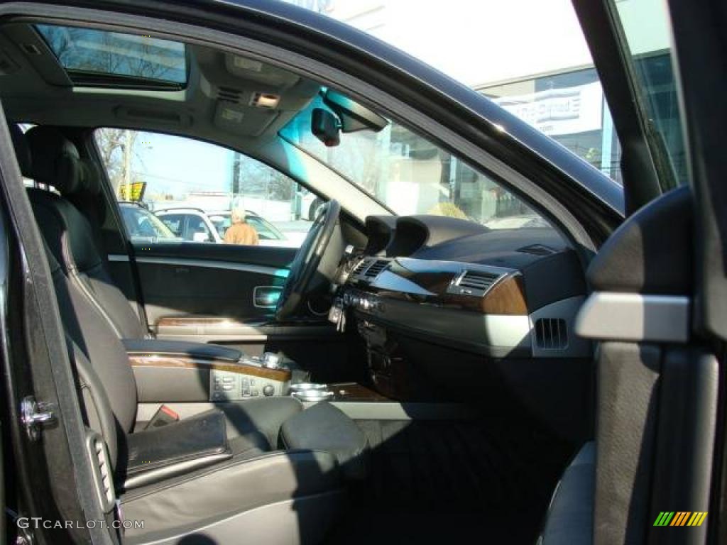 2006 7 Series 750i Sedan - Black Sapphire Metallic / Black/Black photo #22