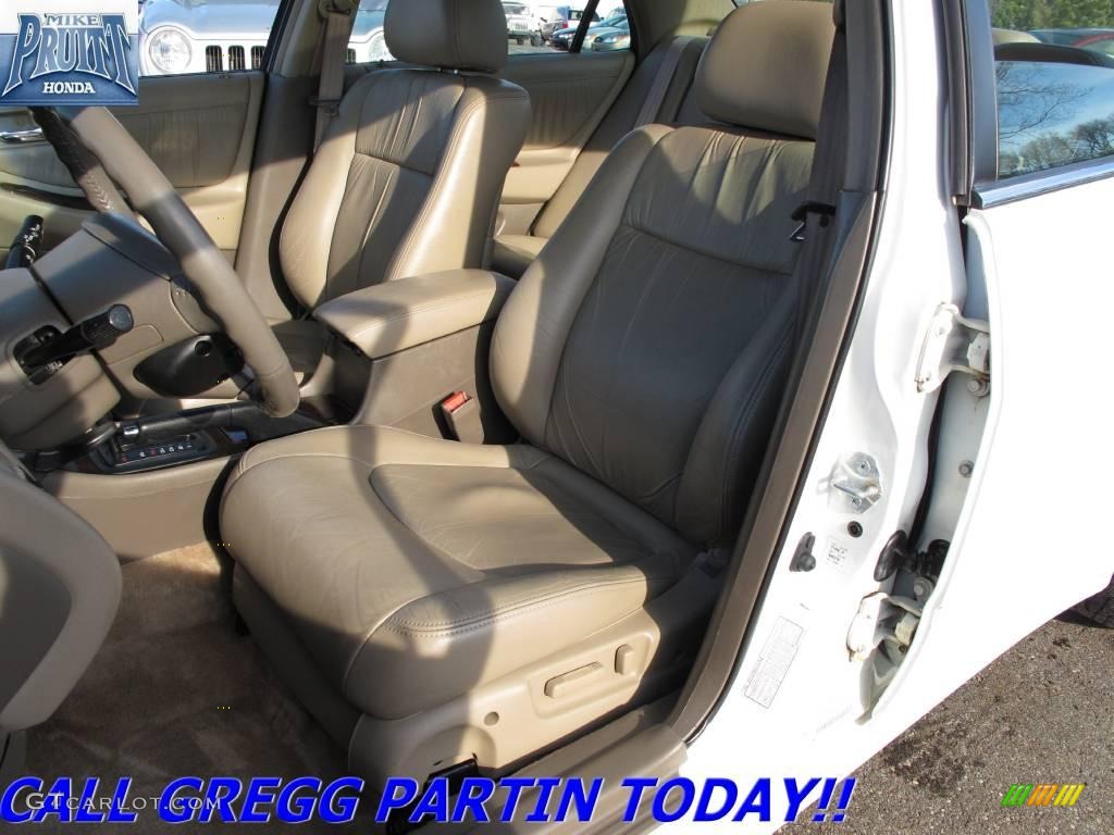 1998 Accord EX V6 Sedan - Taffeta White / Ivory photo #12