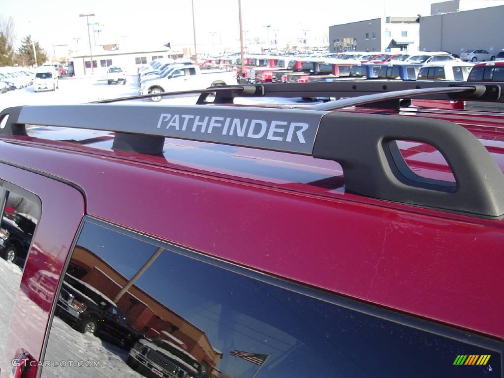 2006 Pathfinder SE 4x4 - Red Brawn Pearl / Graphite photo #12