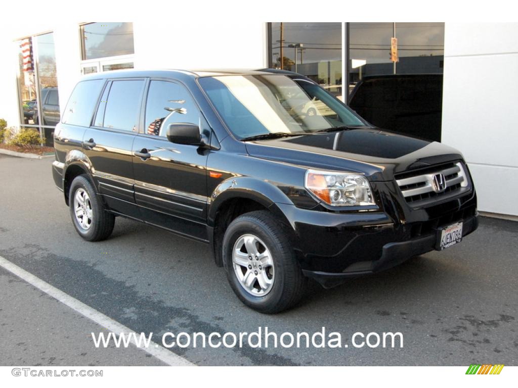 Formal Black Honda Pilot