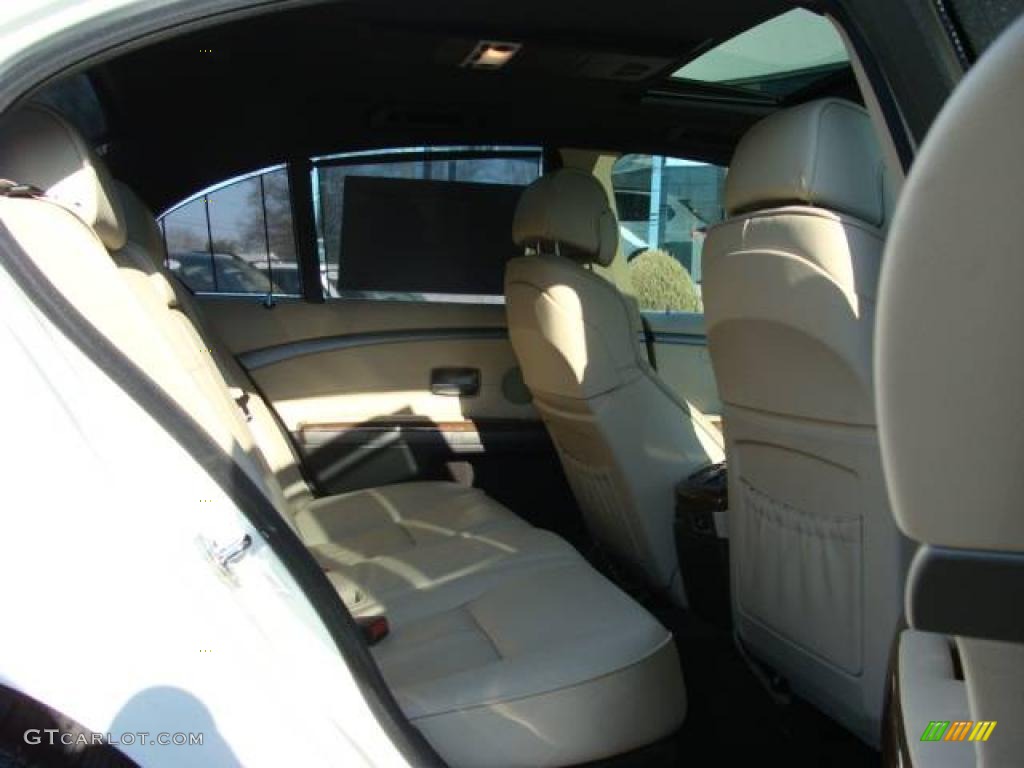 2007 7 Series 750i Sedan - Alpine White / Beige photo #20