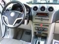 2009 Polar White Saturn VUE XR V6  photo #17