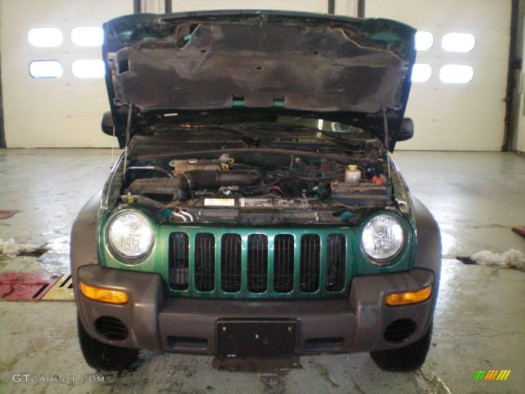 2004 Liberty Sport 4x4 - Timberline Green Pearl / Dark Slate Gray photo #13