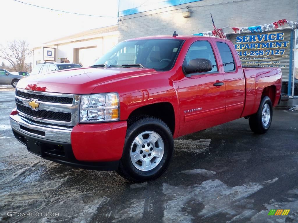 2009 Silverado 1500 LT Extended Cab 4x4 - Victory Red / Ebony photo #1