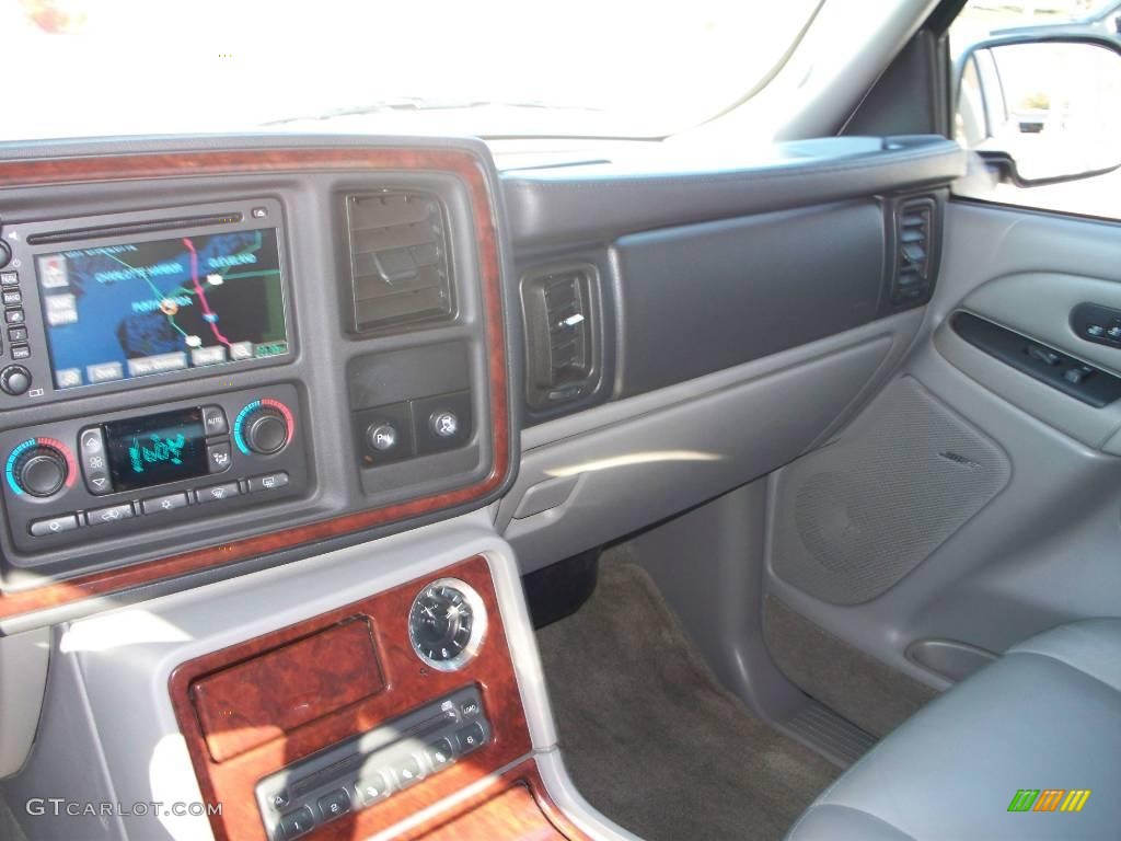 2006 Escalade AWD - Quicksilver / Pewter photo #30