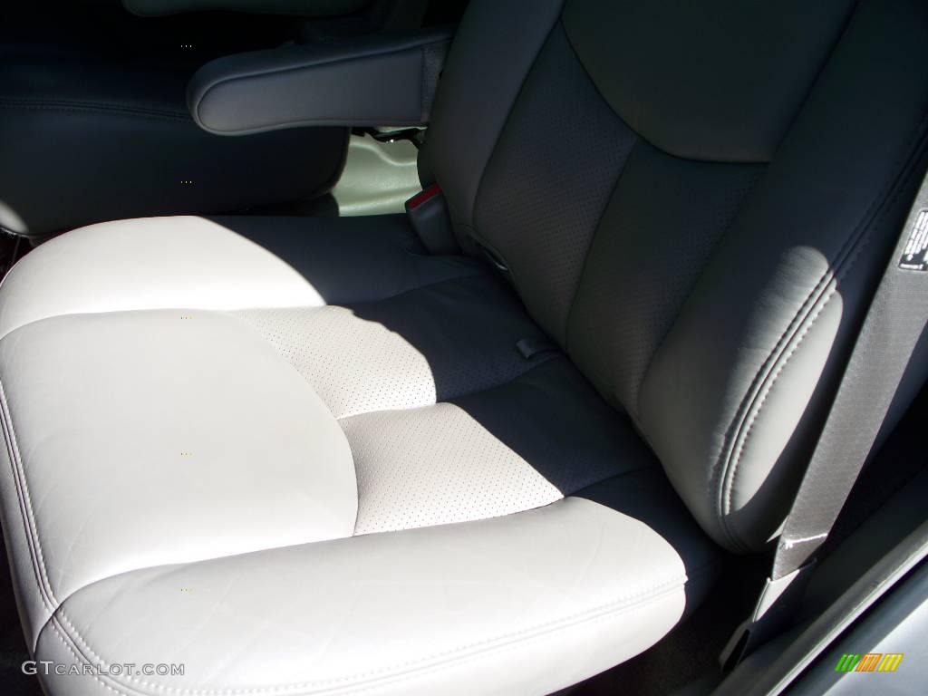 2006 Escalade AWD - Quicksilver / Pewter photo #35