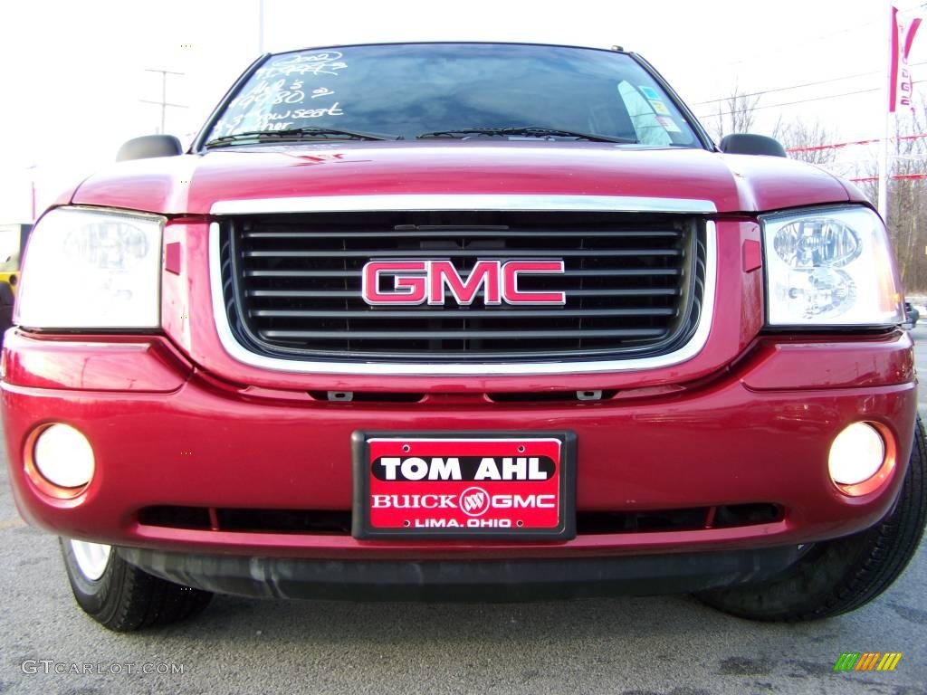 2002 Envoy XL SLT 4x4 - Magnetic Red Metallic / Dark Pewter photo #3