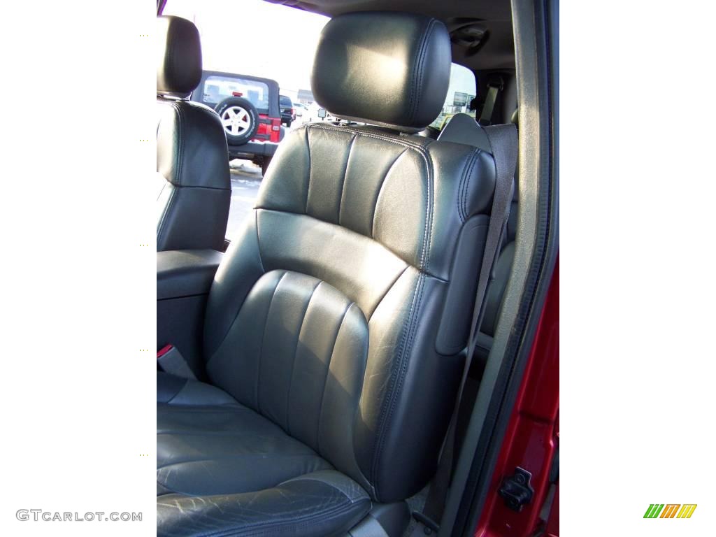 2002 Envoy XL SLT 4x4 - Magnetic Red Metallic / Dark Pewter photo #10