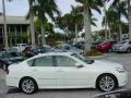 Moonlight White - M 35 Sedan Photo No. 2