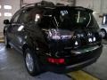 Labrador Black Pearl - Outlander ES 4WD Photo No. 3