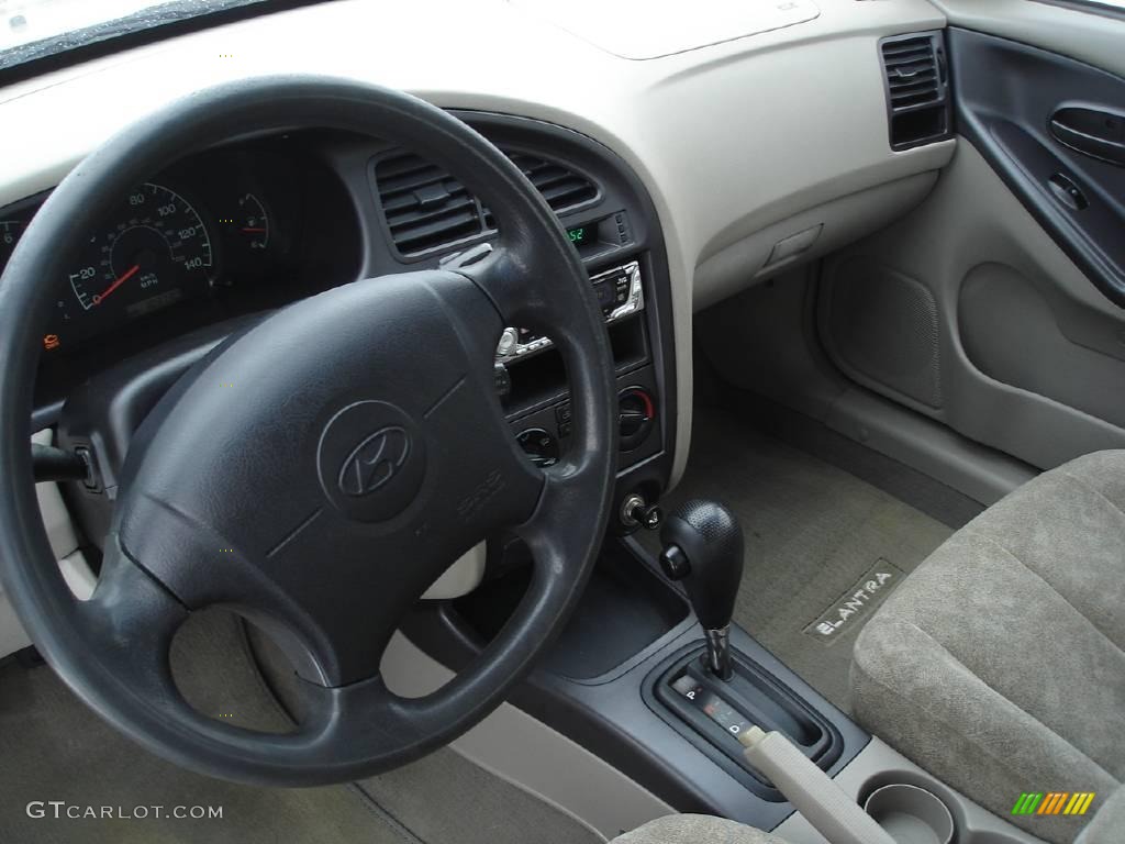 2001 Elantra GLS - Champagne / Beige photo #10