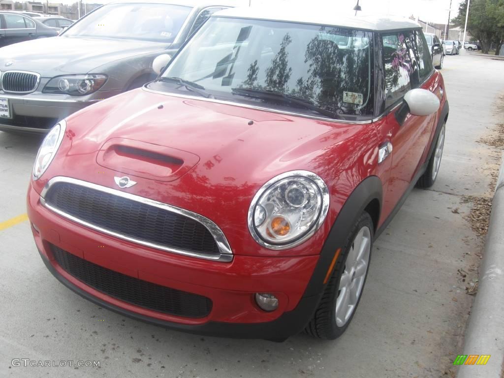 2007 Cooper S Hardtop - Chili Red / Punch Carbon Black photo #1