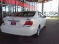 2005 Super White Toyota Camry LE  photo #16