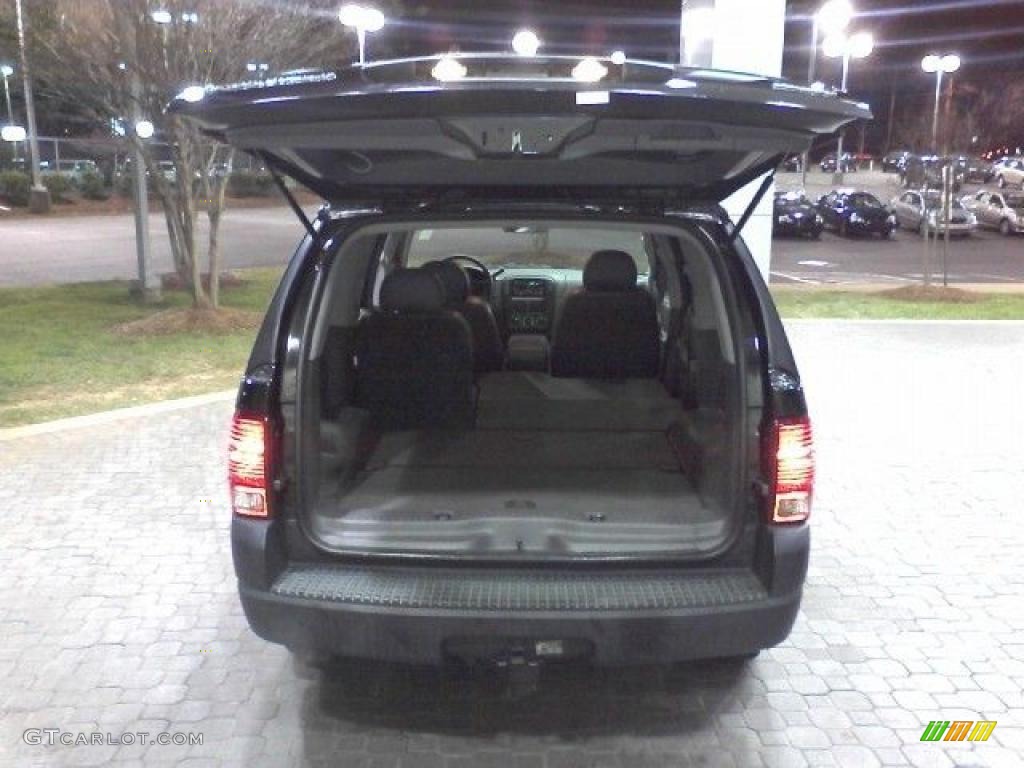 2005 Explorer XLS - Black / Graphite photo #12