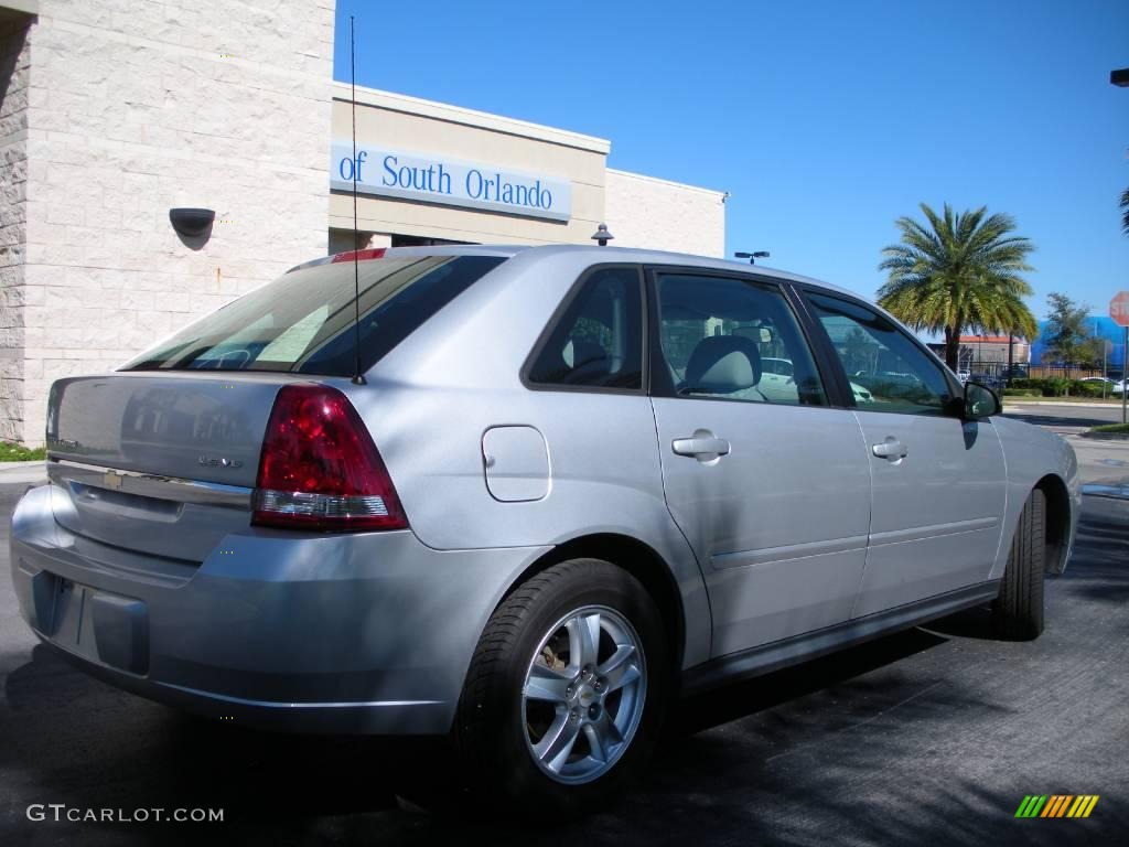 2005 Malibu Maxx LS Wagon - Galaxy Silver Metallic / Gray photo #6