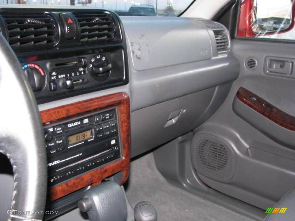 1999 Rodeo LSE 4WD - Palazzo Red / Gray photo #11