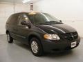 2007 Brilliant Black Dodge Caravan SE  photo #3